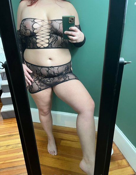 Bustywife