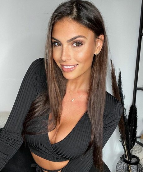 Natasha Nesci