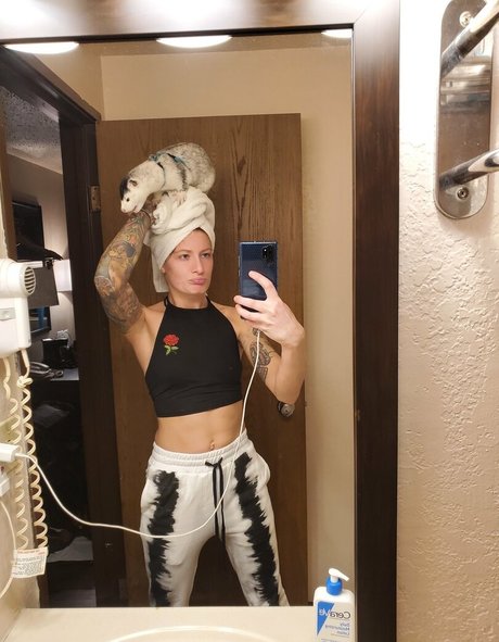 Mikaylarainesfans