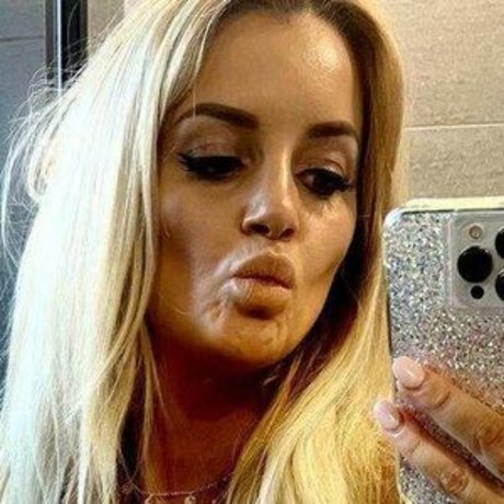 Samantha Jayne