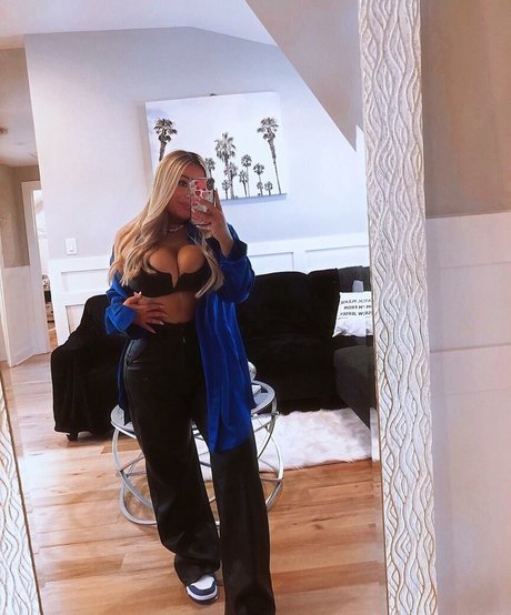 Nøgent lækket OnlyFans-billede af Tatiana Gianacopoulos