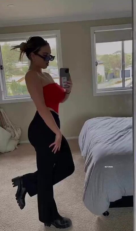 Nahá fotka uniklých OnlyFans od Abbey J