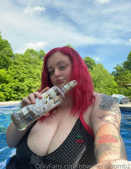 Naken lekkede OnlyFans-bilde av Bbwcherrybomb2
