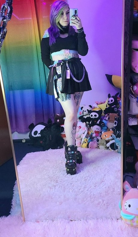 Naken lekkede OnlyFans-bilde av Rainbow