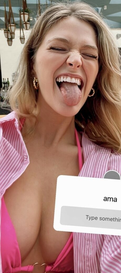 Naken lekkede OnlyFans-bilde av Kelsey Impicciche