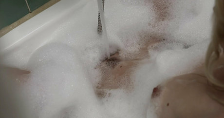 Nahá fotka uniklých OnlyFans od Elvirafriis