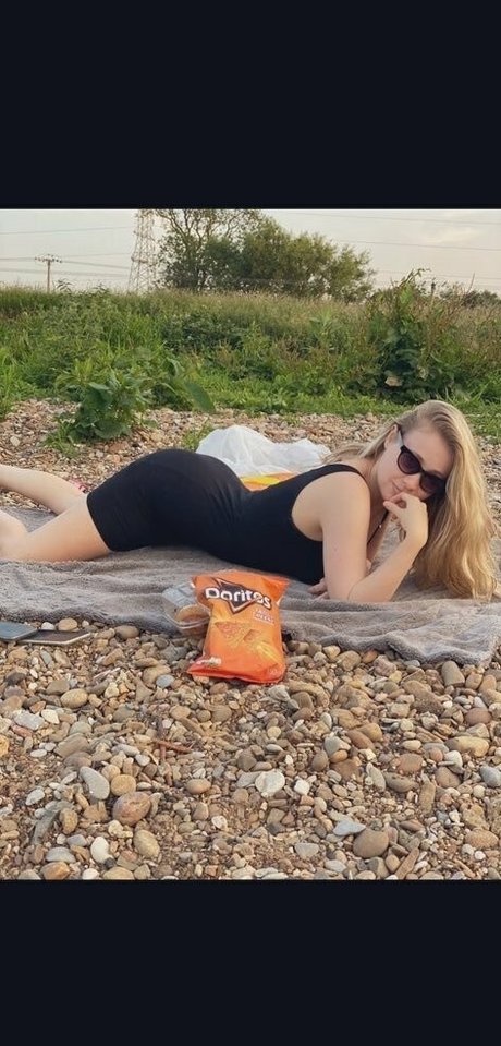 Nagie wyciekłe zdjęcie OnlyFans od Cara Arabella