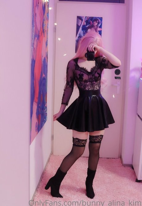 Nacktes geleaktes OnlyFans-Foto von Alina Kim