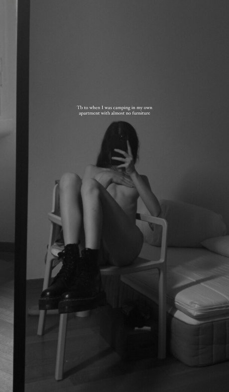 Naken lekkede OnlyFans-bilde av Claraneko