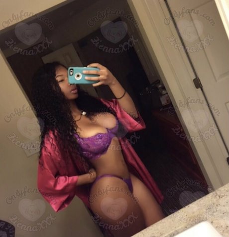 Ziennaxxx