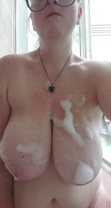 Bigtittygamerwifey