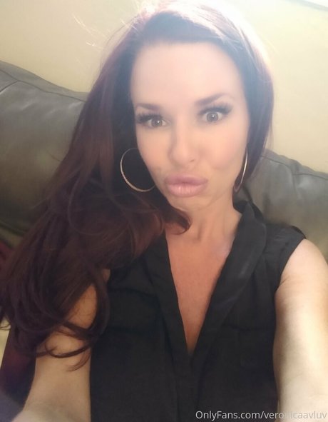 Nahá fotka uniklých OnlyFans od Veronicaavluv