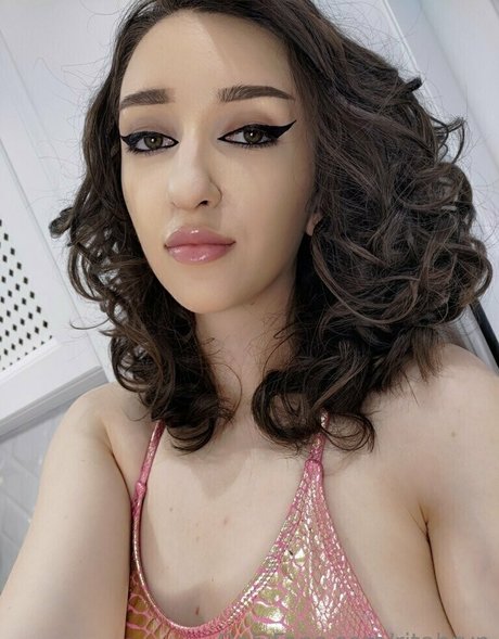 Naken läckt OnlyFans-bild av Ritabryn