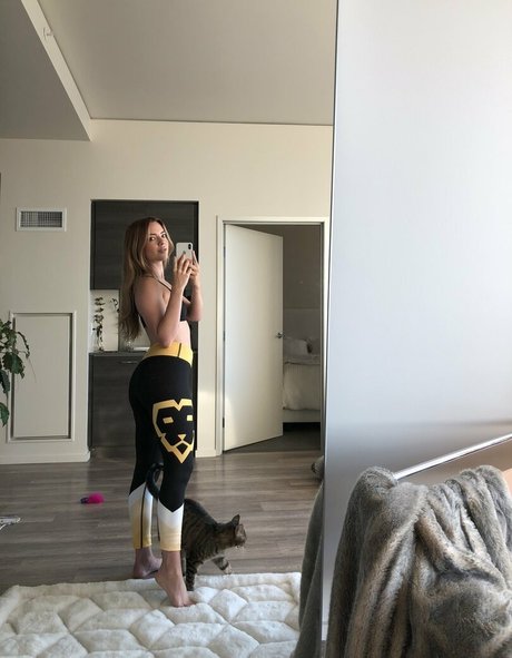 Alasti lekkinud OnlyFans-i pilt Chhlss