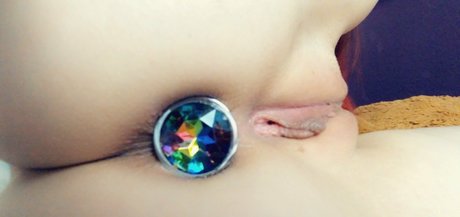 Hotwetlilly