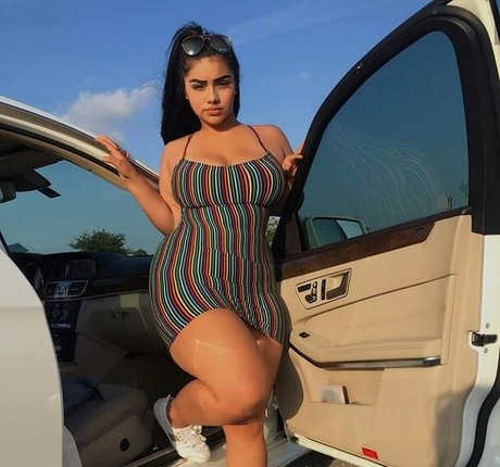 Megan Velez OnlyFansリークヌード写真