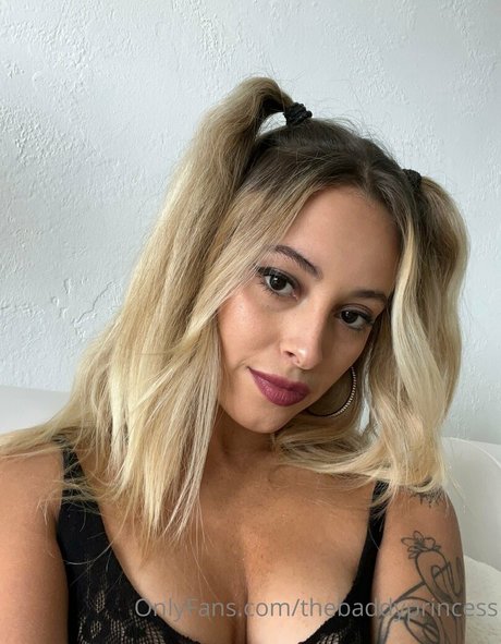 Naken lekkede OnlyFans-bilde av Thebaddyprincess