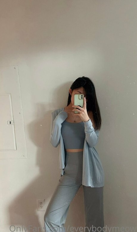 Everybodymeow OnlyFans 유출 누드 사진