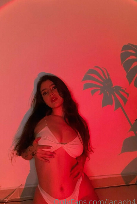 Naken lekkede OnlyFans-bilde av Lanaph4