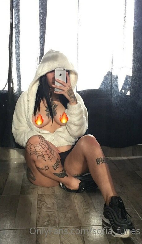 Sofiafunes OnlyFans泄露裸照