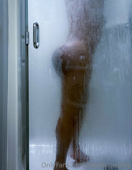 Foto nua vazada do OnlyFans de Ratedrcosplay