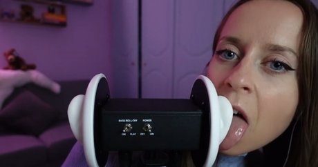 Naken läckt OnlyFans-bild av Tea Time Tingles Asmr