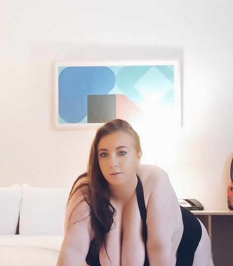 Обнаженная фотография утечки OnlyFans от Facialtarget69