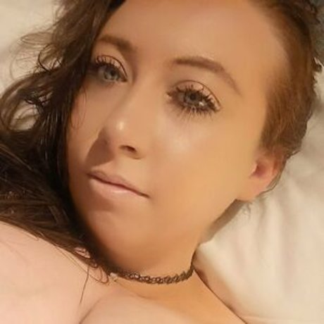 Naken läckt OnlyFans-bild av Facialtarget69
