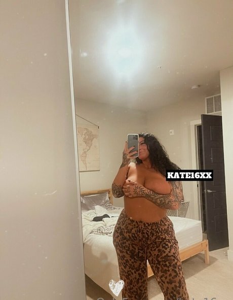 Naken läckt OnlyFans-bild av Kate16xx