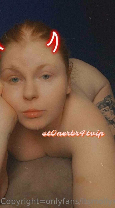 Naken lekkede OnlyFans-bilde av Itsmollyxgrey