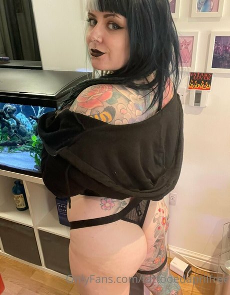 Tattooedaprilfree