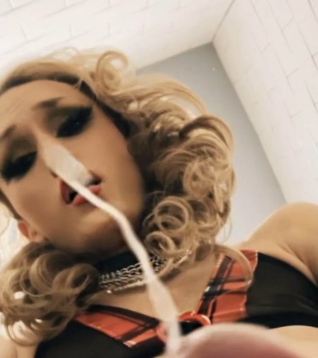 Nagie wyciekłe zdjęcie OnlyFans od Rynestone
