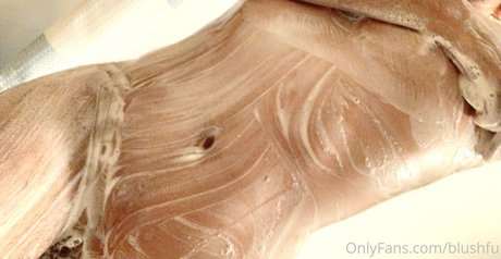 Blushfu OnlyFans泄露裸照