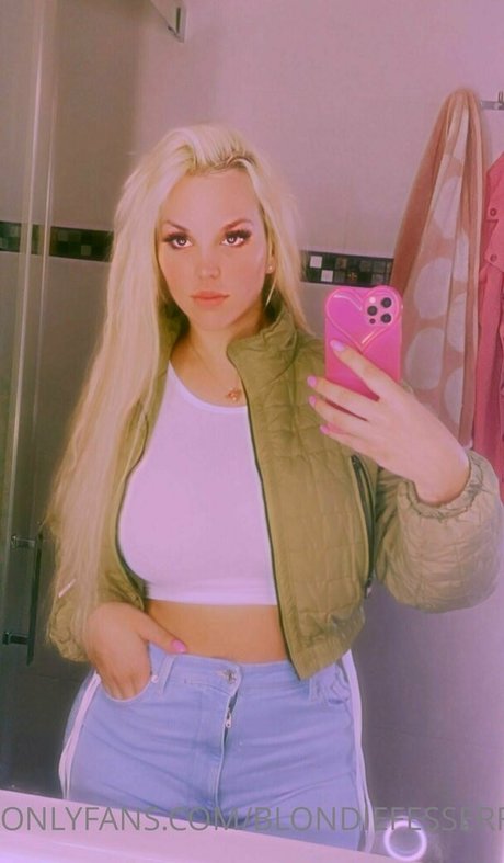 Blondiefesserfree OnlyFans