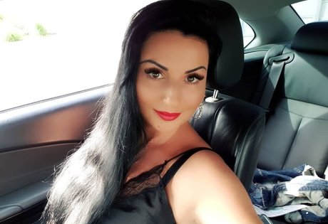 Naken lekkede OnlyFans-bilde av Rita Kyslinger