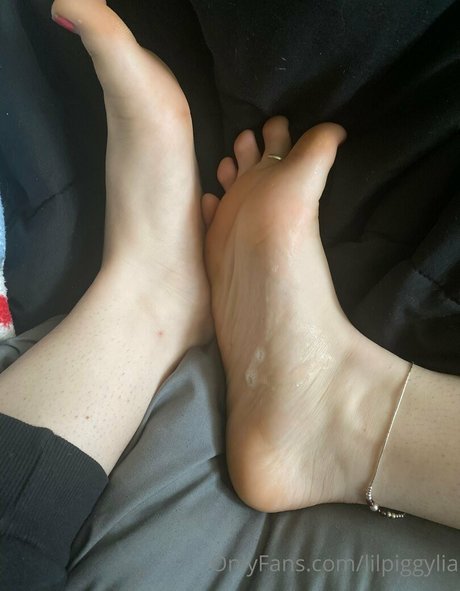 Lilpiggylia  nude leaked OnlyFans photo