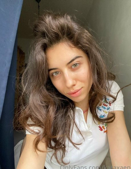 Nahá fotka uniklých OnlyFans od Karaxaen