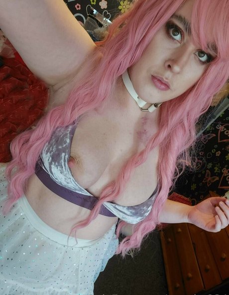 Naken lekkede OnlyFans-bilde av Peachy234