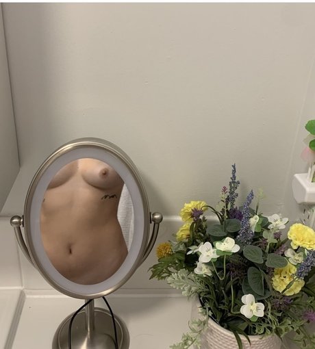 Foto nua vazada do OnlyFans de Lauuu