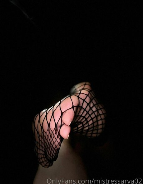 Mistressarya02