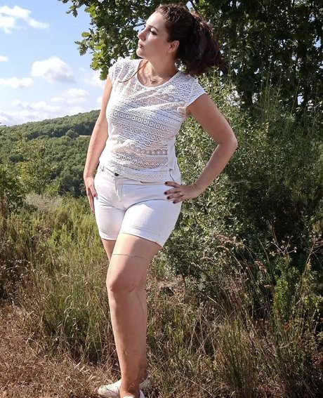 Naken lekkede OnlyFans-bilde av Aurora Dawnbringer
