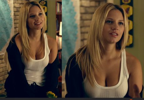 Vanessa Ray
