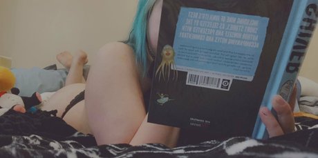 Naken lekkede OnlyFans-bilde av Littlekittenn
