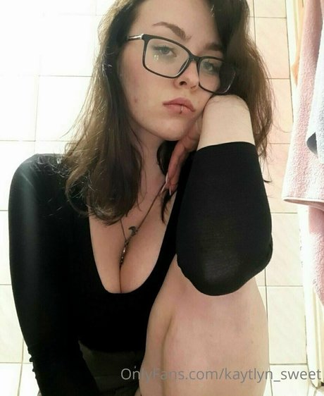 Nahá fotka uniklých OnlyFans od Kayteensweet