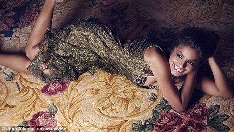 Nahá fotka uniklých OnlyFans od Konnie Huq