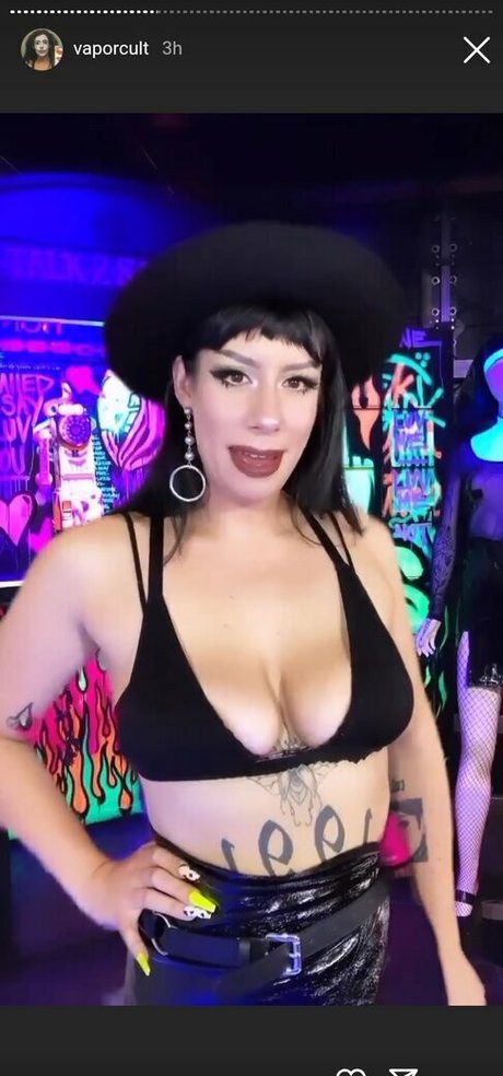 Gothkaren  nude leaked OnlyFans photo