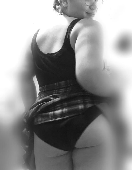 Yourlocalewhore