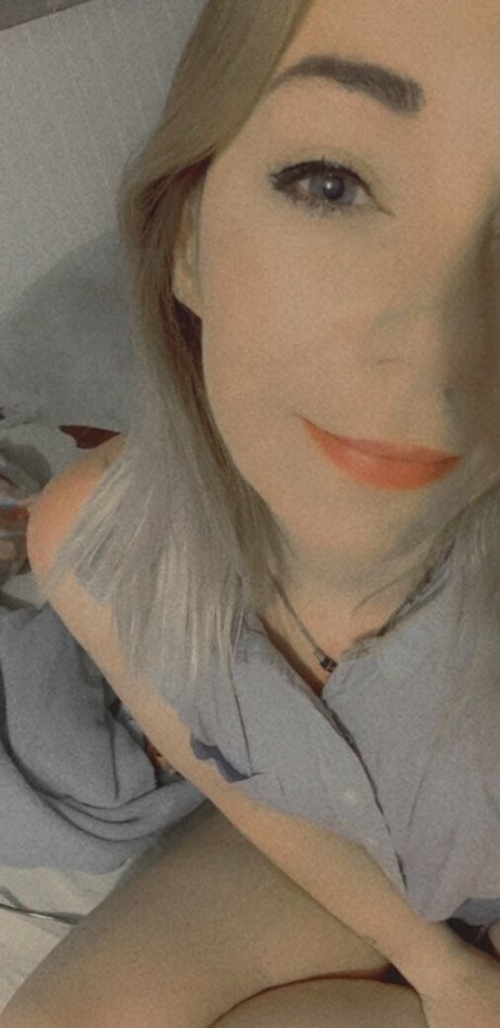 Nahá fotka uniklých OnlyFans od Ameliaxy