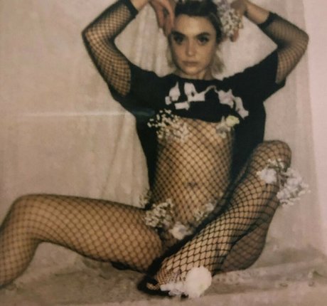 Nahá fotka uniklých OnlyFans od Alittlevampy