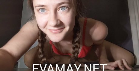 Nahá fotka uniklých OnlyFans od Evamaysm